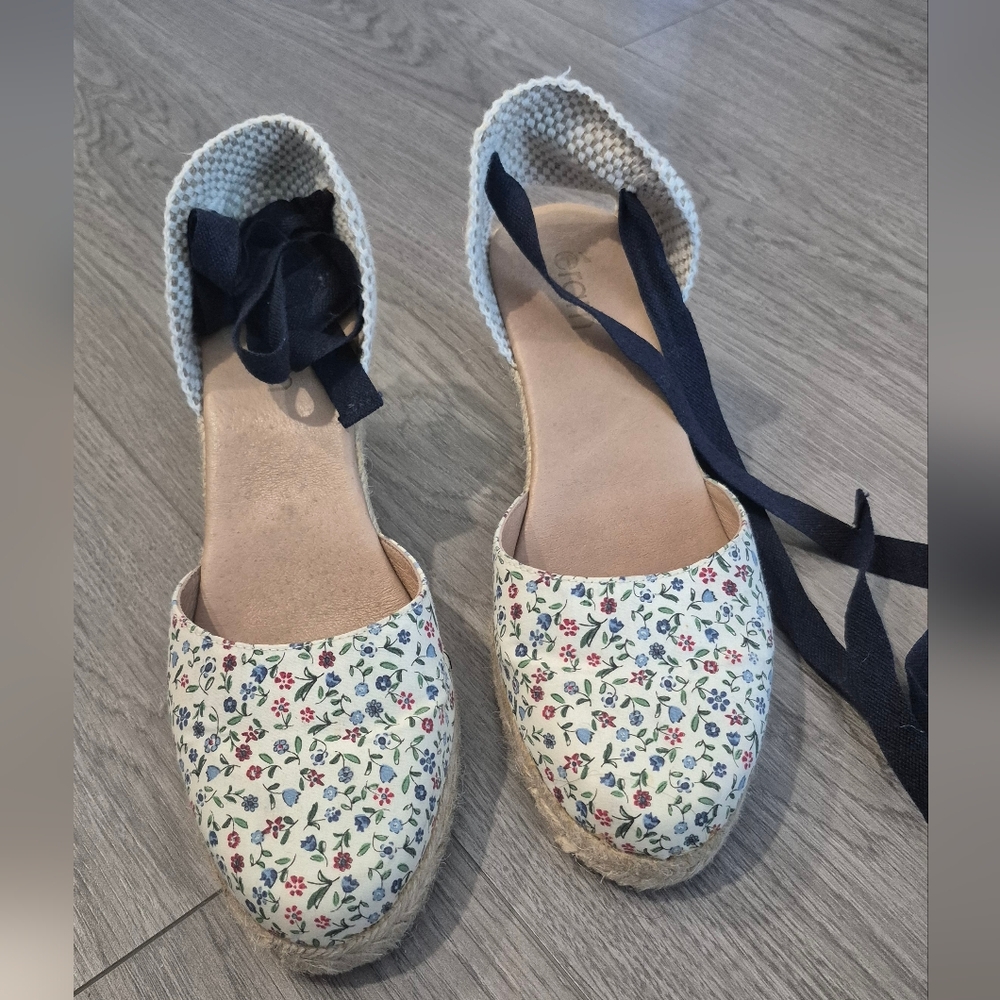 Eram Floral French Espadrille Wedges with Navy Accents